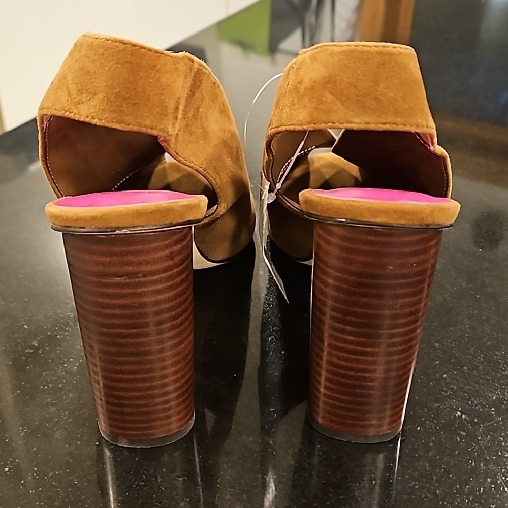 💕TRINA TURK💕 Sunset Blvd Suede Slingback Heels ~ Tan 10 New with Box (No Lid) - Picture 6 of 16